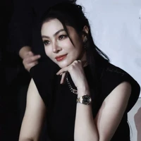 Faye Malisorn(Chị)