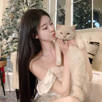 Hoàng Nhã Phương