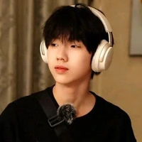 Nhiếp Vĩ Thần_gã