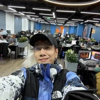 lou hoàng