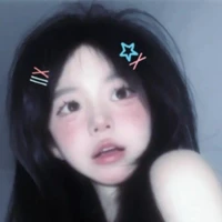 khánh Linh -Hầu nữ