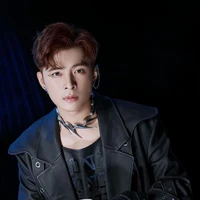 Nguyễn Tuấn Kiệt • gin tuấn kiệt •