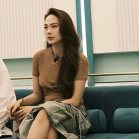 Minh Hằng (chị bé)