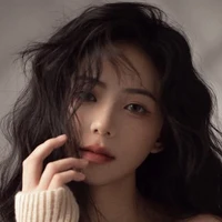 Liễu Y Nhi ( Mẹ cậu)