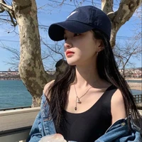 Hoàng Mai Linh_vai Vương Ngọc Linh