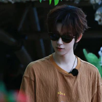 Hạ Tuấn Lâm(Cậu)