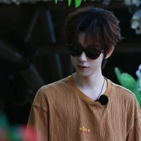 Hạ Tuấn Lâm(Cậu)