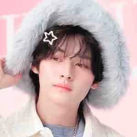 Lee Know(thỏ) minho