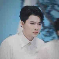 Trần Quang Trung (mẹ Hùng)