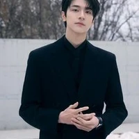 Lâm Bách Thiên ( ba nu9)