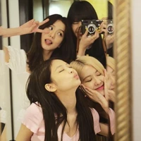 nhỏ t/g fan BLΛƆKPIИK