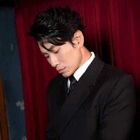 Kiều Minh Tuấn( lúc lên phố) 