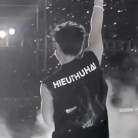 Trần Minh Hiếu//HIEUTHUHAI//