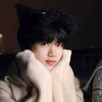 Trương Hàm Thuỵ-T