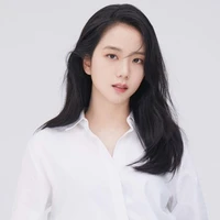 Kim Jisoo "cô"