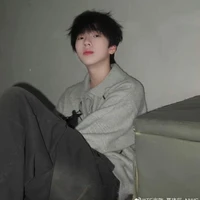 Nhiếp Vĩ Thần