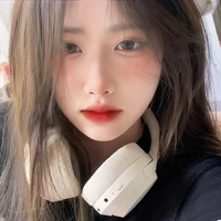 Lee Nara
