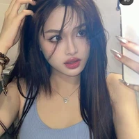 Phan Hoàng Thúy Vy - Vlary