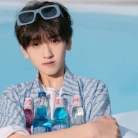 Tả Kỳ Hàm_cậu