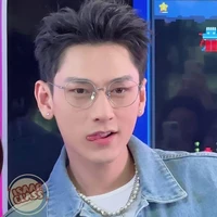 Tài