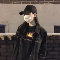 Tả Thành Quyên  《T.Q》