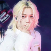 Lee Felix | Yongbok ___ Cậu