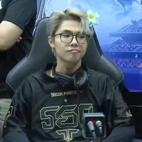 Tổng Tài Lai Bâng😎