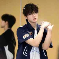 Trương Tuấn Hào 