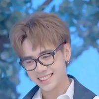 Lê quang hùng