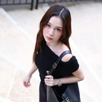 Pattranite Limpatiyakorn ( Love )