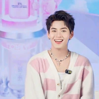 Huỳnh Hoàng Hùng / Gemini Hùng Huỳnh