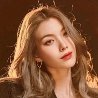 Orm Kornnaphat(nàng)