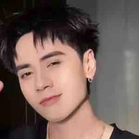 Lê Quang Hùng 