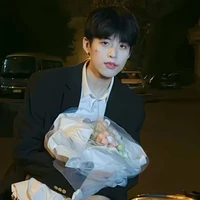 Hoàng Tú(Em Trai Nam 9)