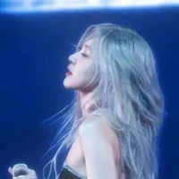 ROSÉ_chị