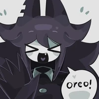 cô tròn mê oreo:)