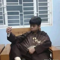 nhỏ cầm đầu câu chuyện