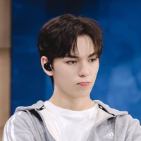 Hansol Vernon Chwe "Vernon"