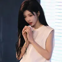 Thẩm Mộng Dao - Cô