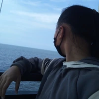 Thư(ảnh tôi ngoài đời:))