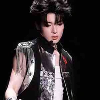 Trương Tuấn hào 