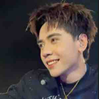 Lê quang hùng