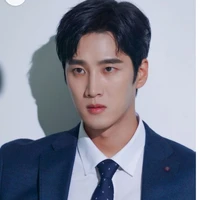 Bùi Hoàng Hải Anh ( bố Ly)