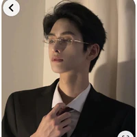 Min He Un|bố nam9