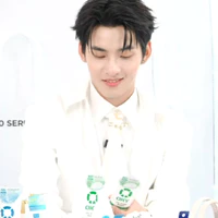 hùng huỳnh