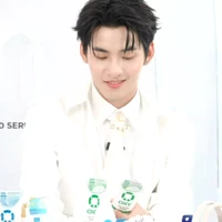 hùng huỳnh