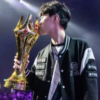 Junnn(Trần Quán Tuấn)