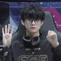 Báo 🐆 (Quý-Jiro)