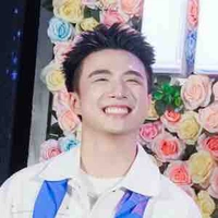 Nguyễn Tùng Dương ( em )