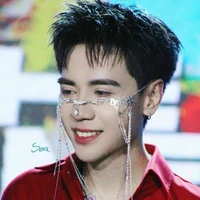 Lê Quang Hùng <Quang Hùng MasterD>